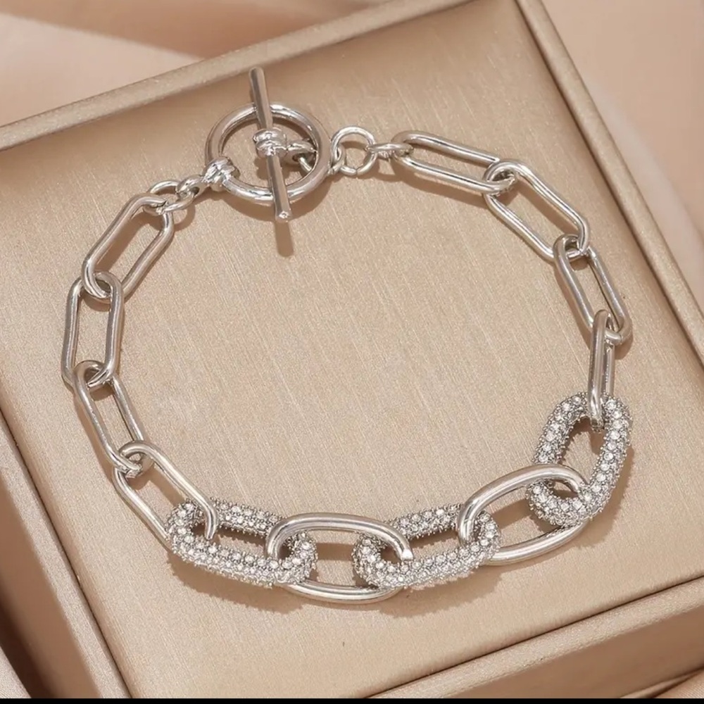 Yurman Style Madison Chain Toggle Bracelet in Silver with Pave Diamonds